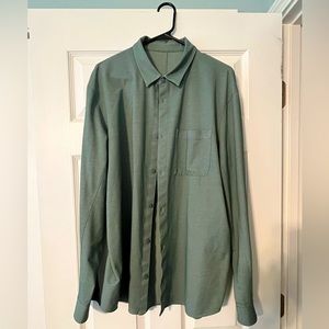 LuLuLemon Mens Button Down Casual Shirt